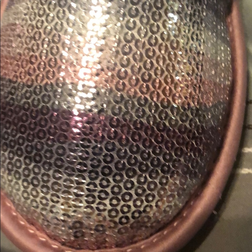 Authentic Uggs - Picture 5 of 7